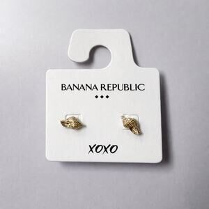 Banana Republic Gold-Tone Wing Stud Earrings – New on Card